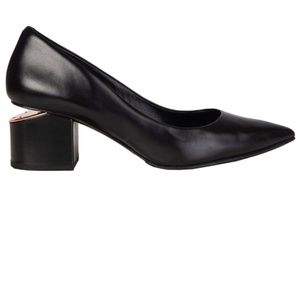 Alexander Wang cut out pumps size 40 (rose gold) Simona